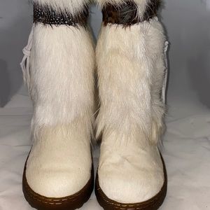 Bearpaw Kola 11 boot